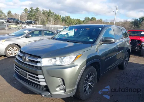 2018 Toyota Highlander Le Plus из США, поврежденный, VIN 5TDBZRFH7JS911151